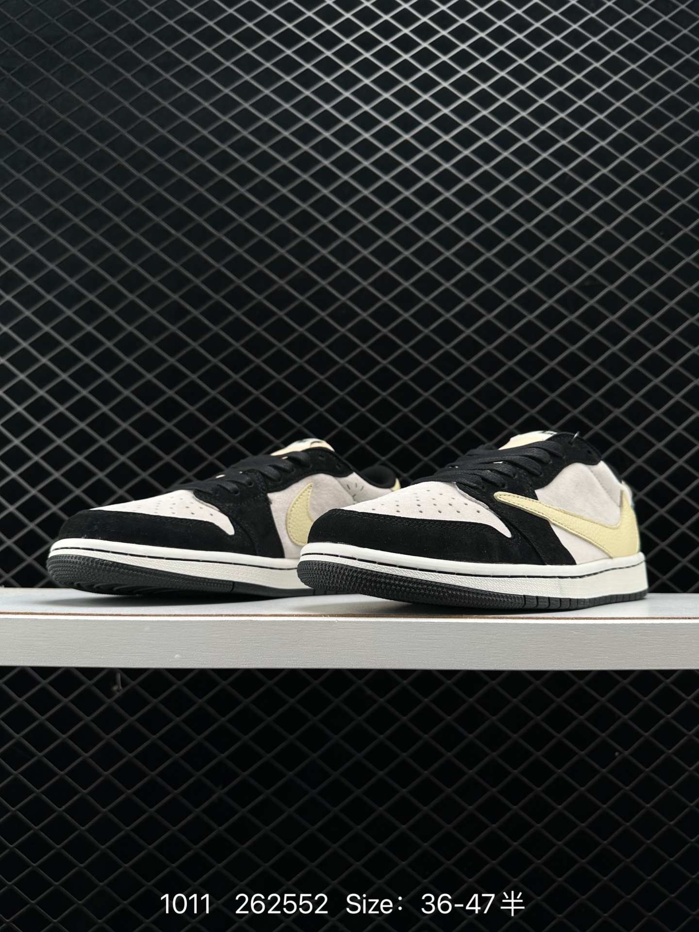 Travis Scott x Air Jordan 1 TS